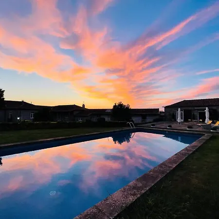 Quinta Esmeralda - “kiwi House” Holiday home *