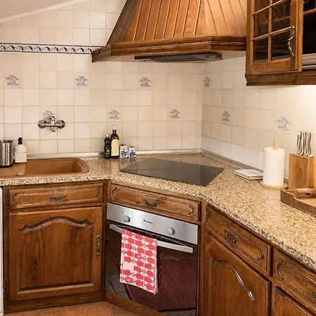 Quinta Esmeralda - “kiwi House” Holiday home